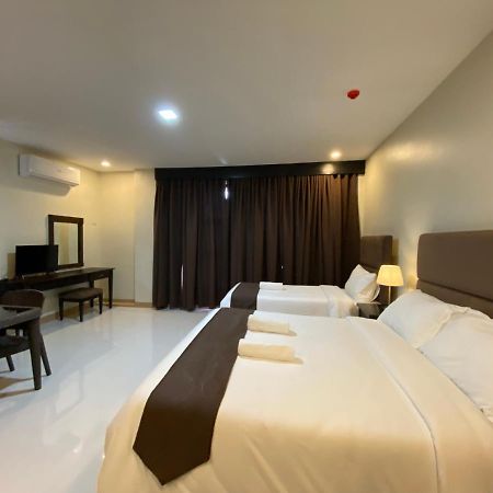 Eight Breeze Hotel Baclayon Eksteriør billede