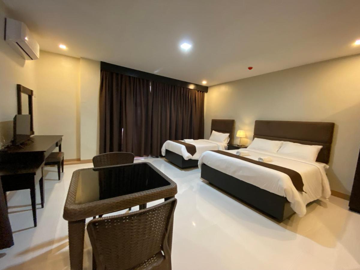 Eight Breeze Hotel Baclayon Eksteriør billede
